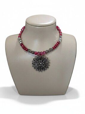 Stephan & Co Trendy Statement Pendant Choker Bead Red, Gunmetal Plated NWT
